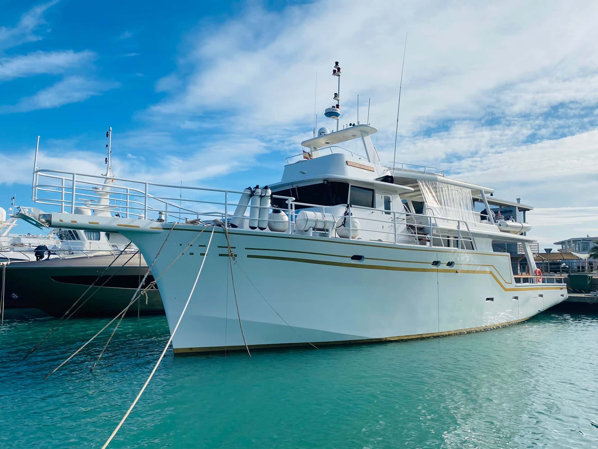 Expedition Yacht ATB Shipyards