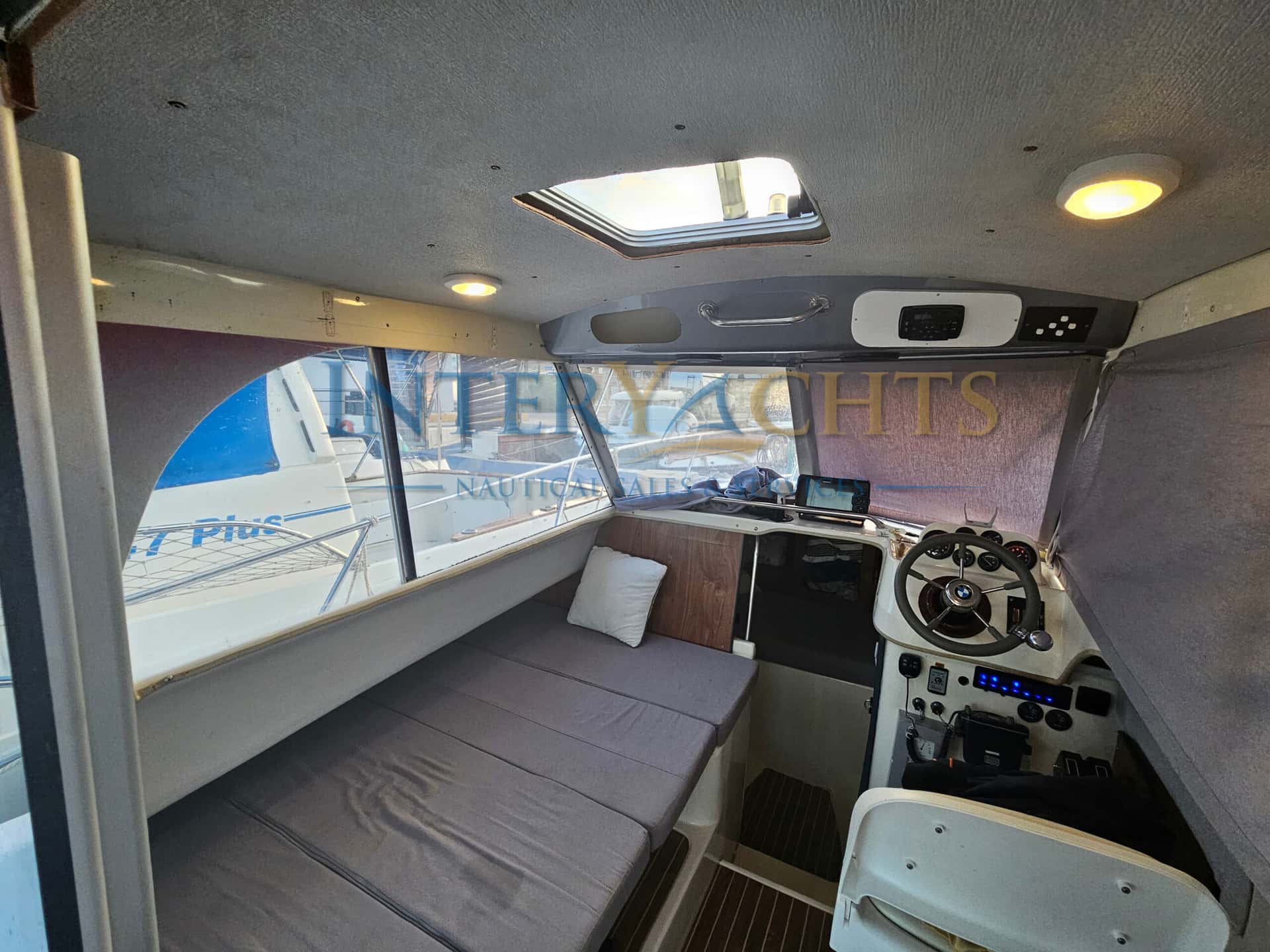 GUYMARINE EVADA 740 - miniatura 3