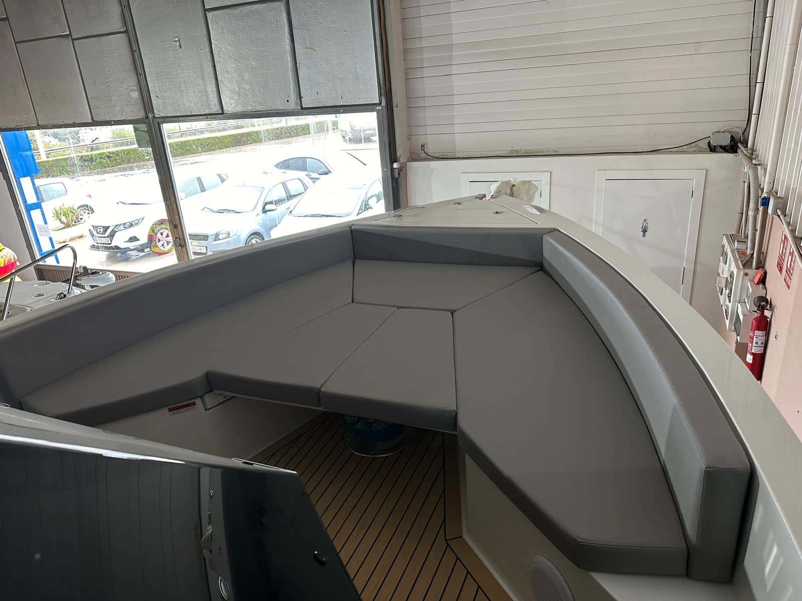 De Antonio Yachts D28 - miniatura 5