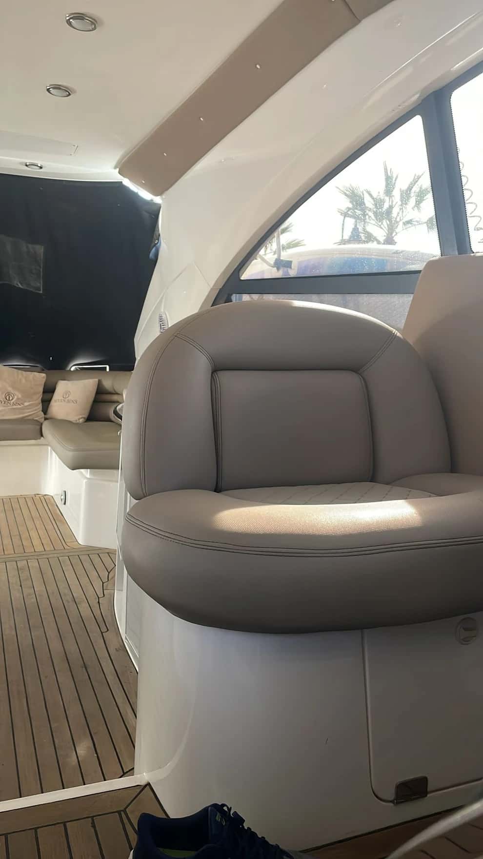 Sunseeker Predator 61 - miniatura 11