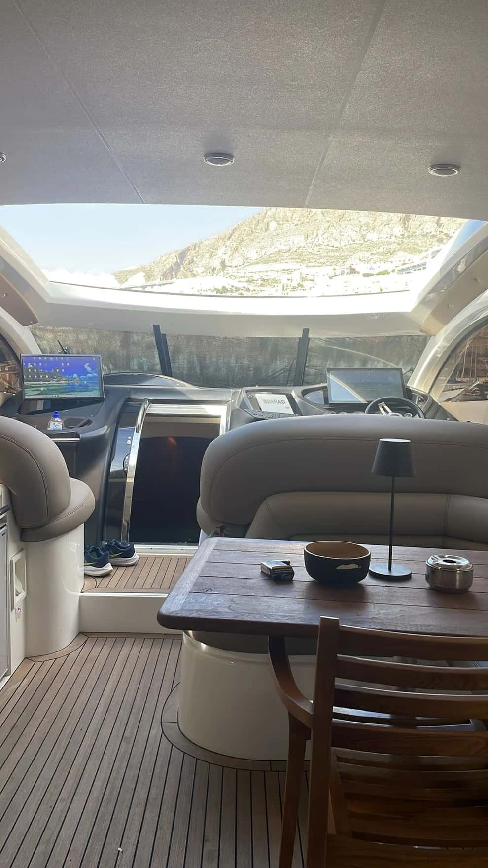 Sunseeker Predator 61 - miniatura 13
