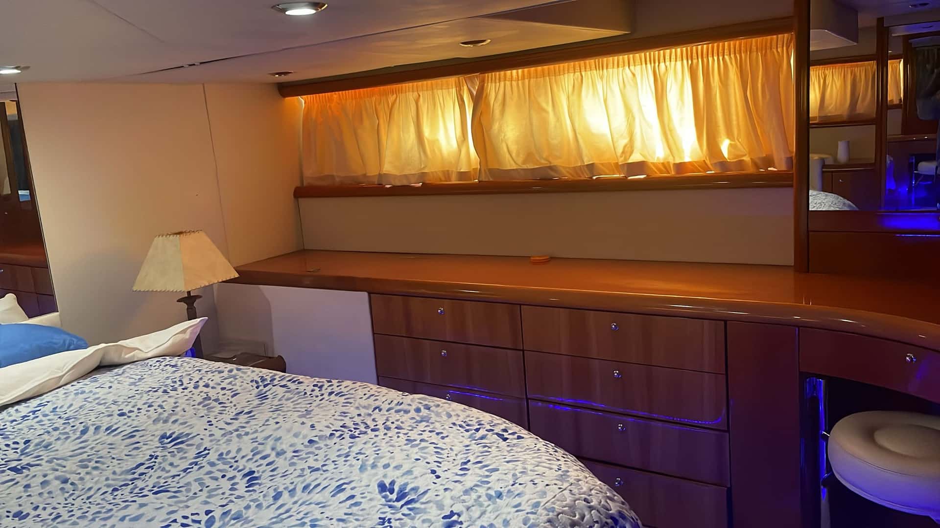 Sunseeker Predator 61 - miniatura 27