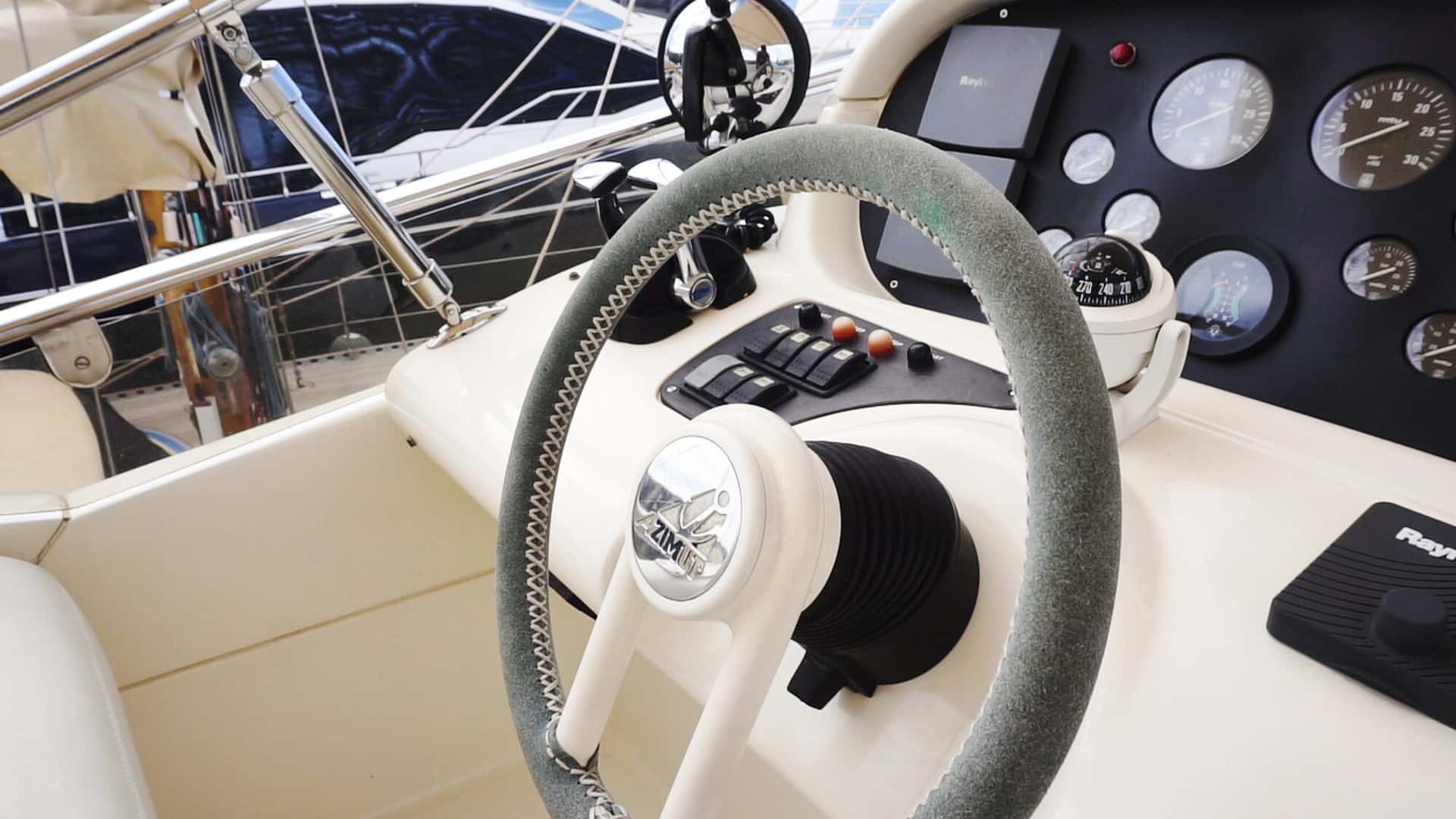 Azimut 62 Fly - miniatura 19