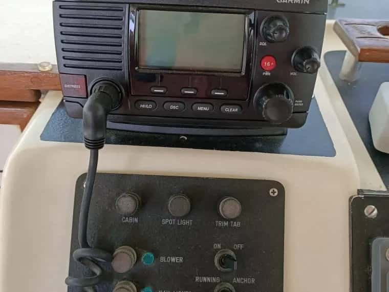 Sea Ray 300 Sedan Bridge - miniatura 14