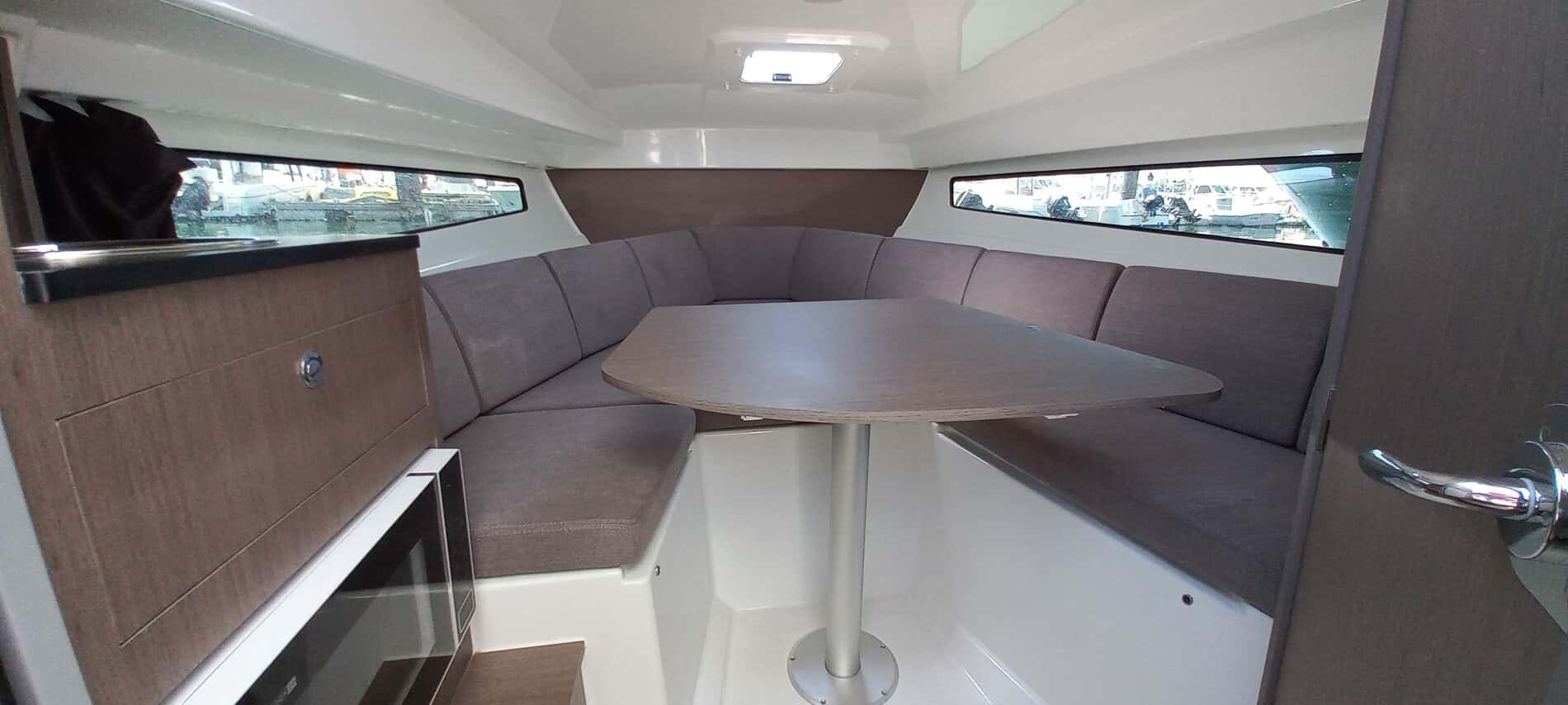 Beneteau Flyer 8 SpaceDeck - miniatura 4