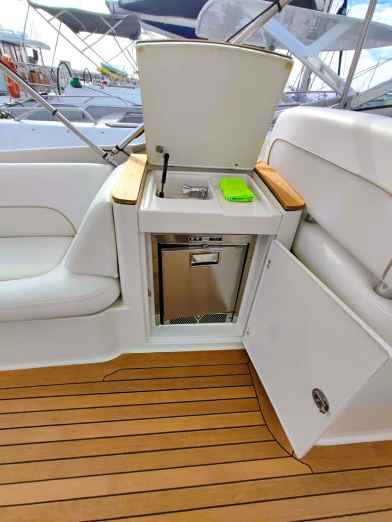 CHRIS CRAFT CORSAIR 36 - miniatura 15
