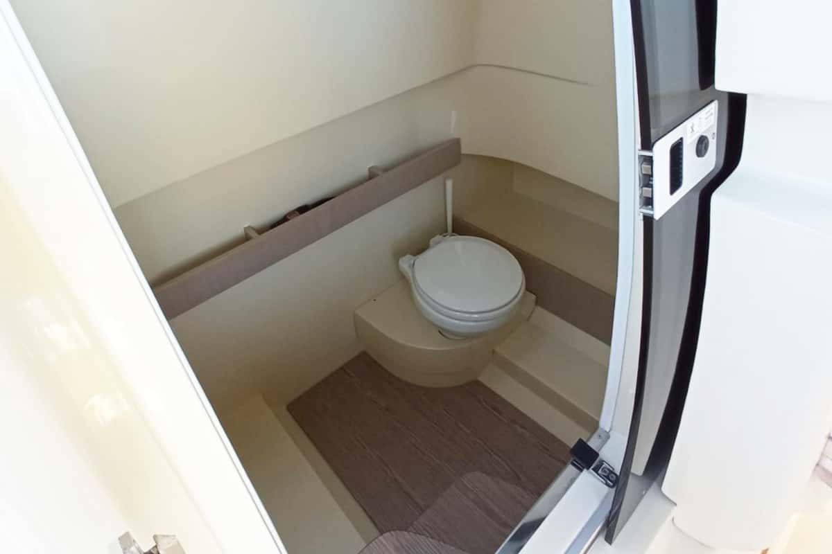 Invictus 280 SX - miniatura 11