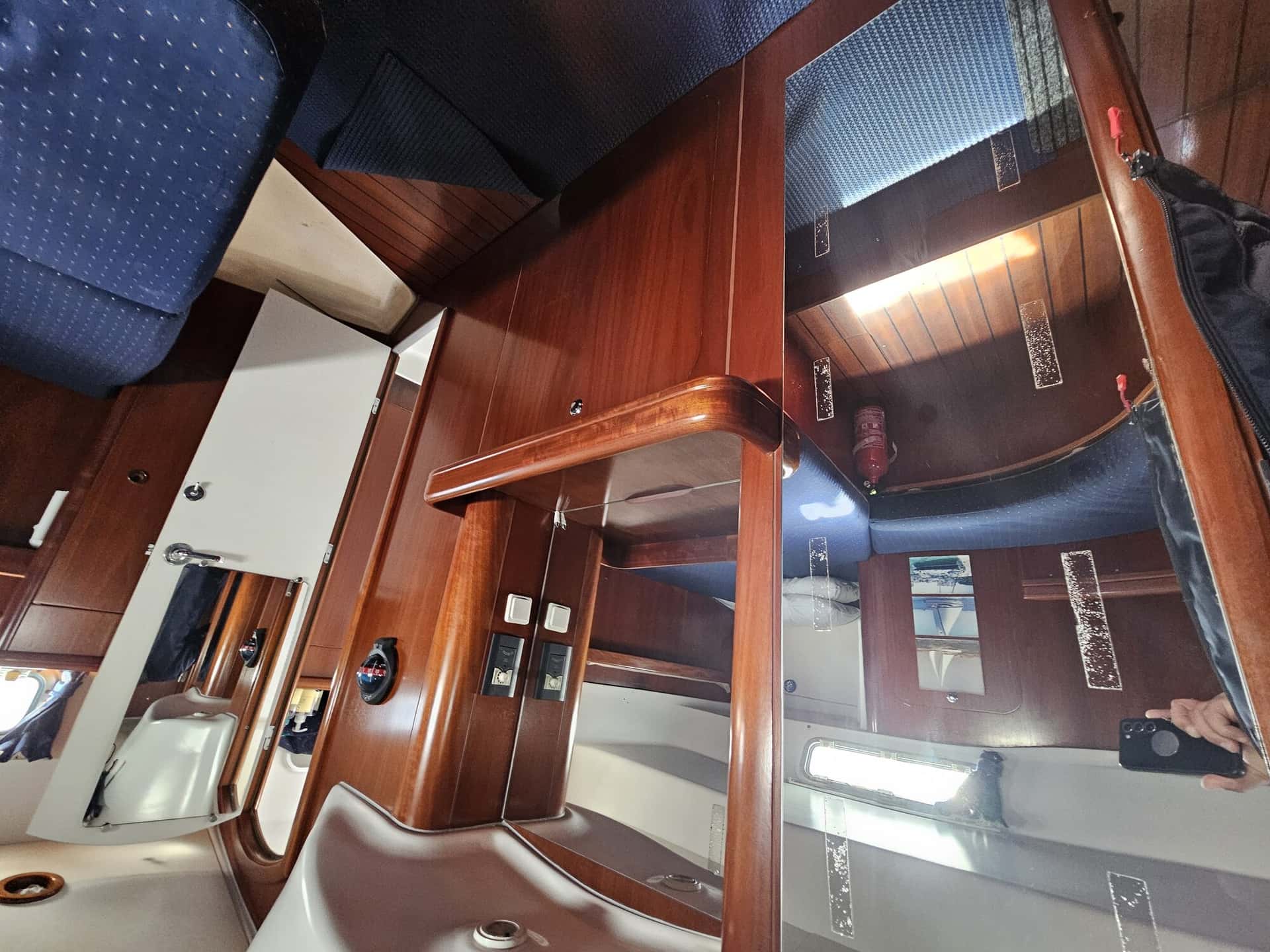 Beneteau Oceanis 36 CC - miniatura 9