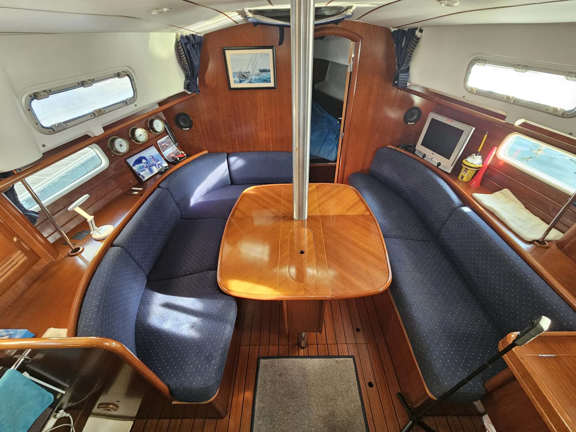 Beneteau Oceanis 36 CC - miniatura 8