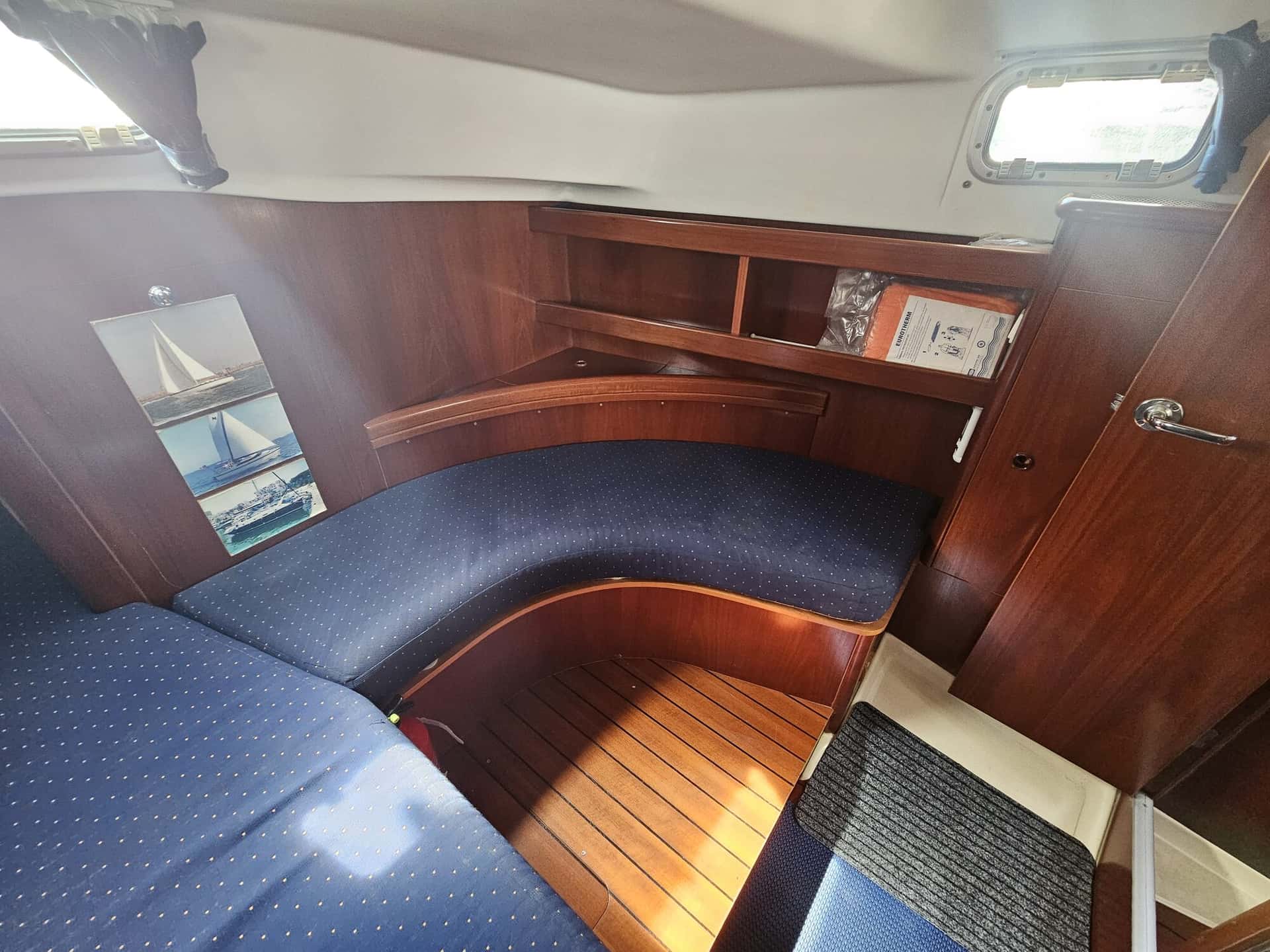Beneteau Oceanis 36 CC - miniatura 11