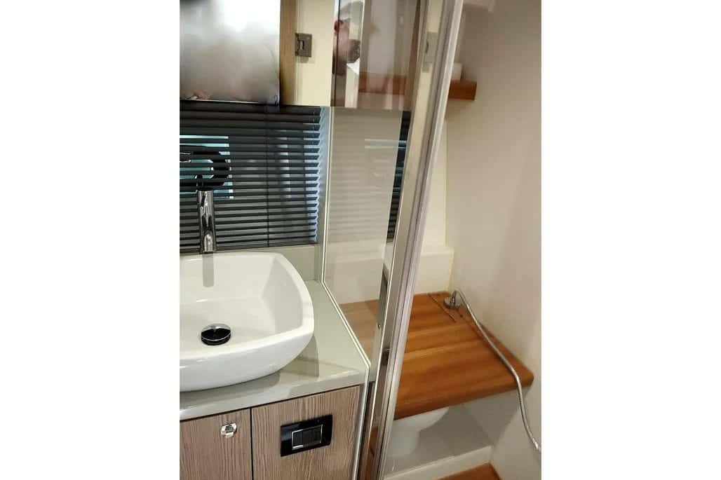 Sessa Marine C38 - miniatura 24