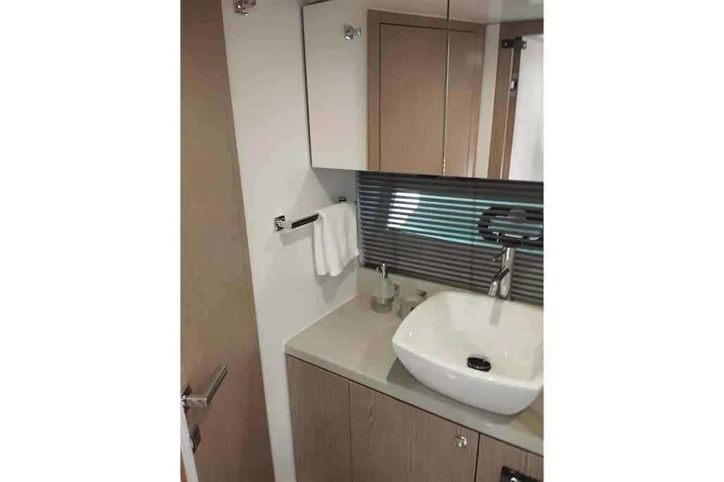 Sessa Marine C38 - miniatura 25