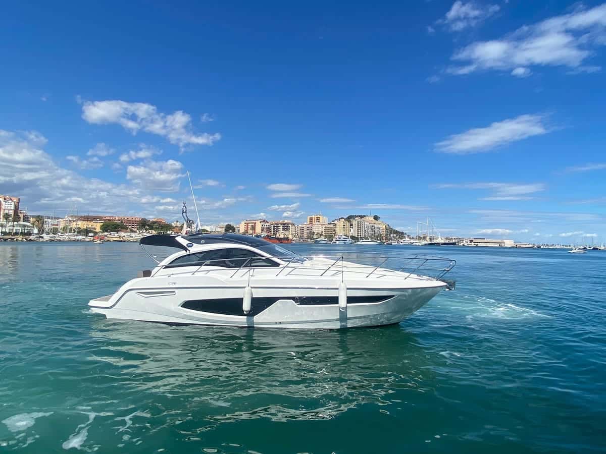 Sessa Marine C38 - miniatura 2