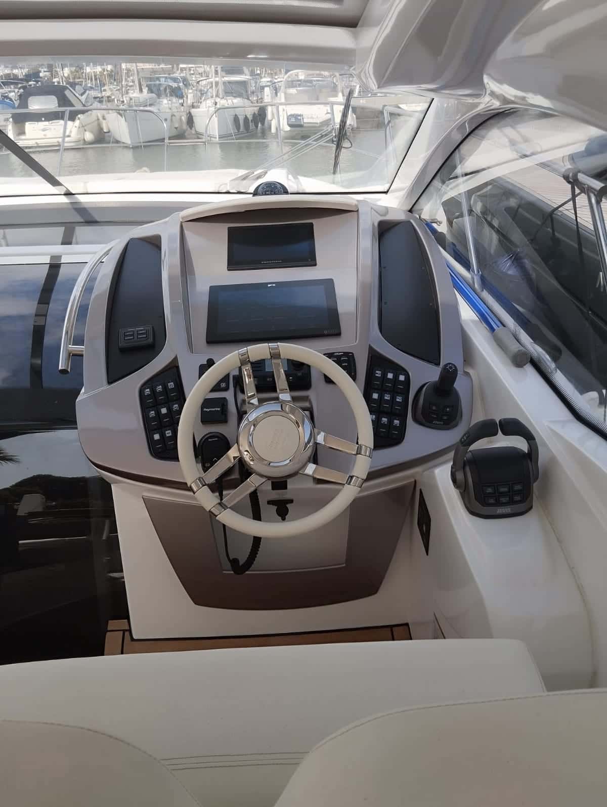 Sessa Marine C38 - miniatura 18