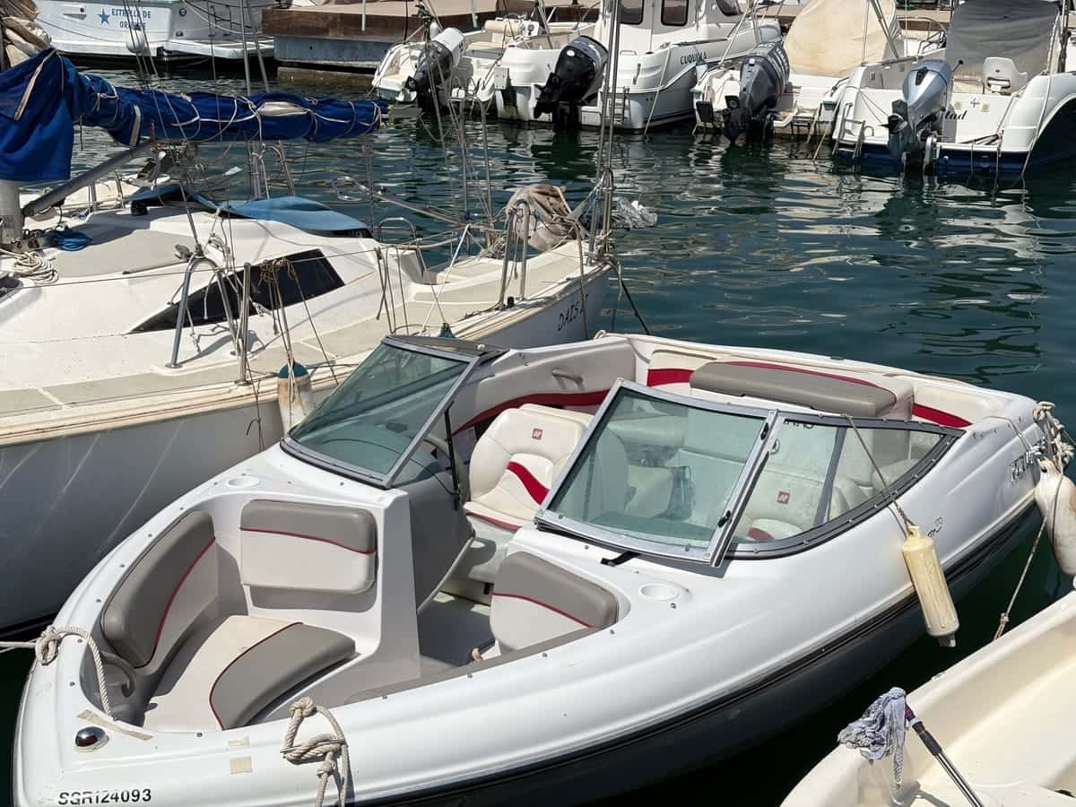 Four Winns 170 Horizon - miniatura 2
