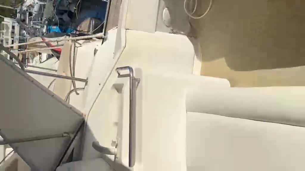 Sea Ray 330 - miniatura 34