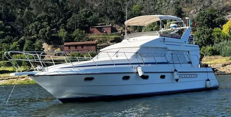 NEPTUNUS 138 SEDAN